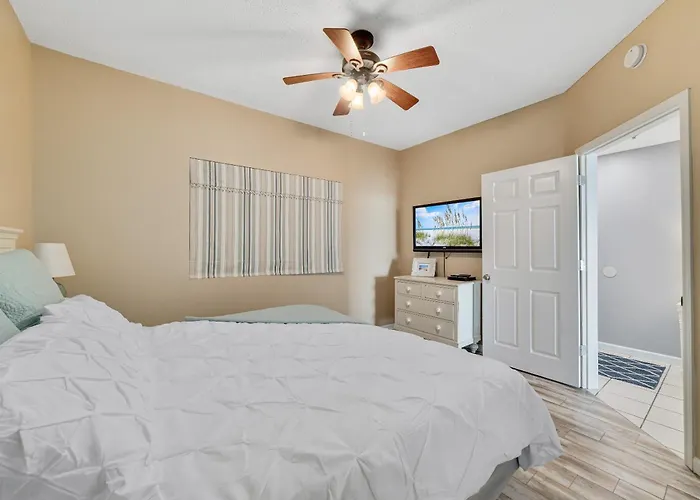 Catalina 902-updated Beachfront With Amazing Views-full Service Apartment