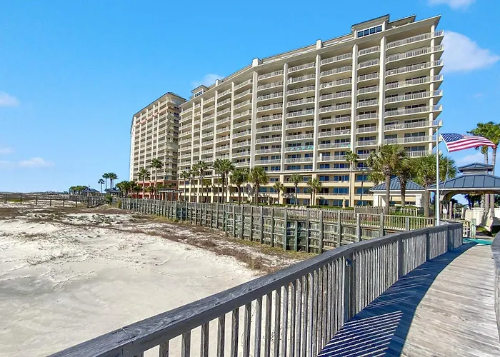 Catalina 902-updated Beachfront With Amazing Views-full Service Apartment