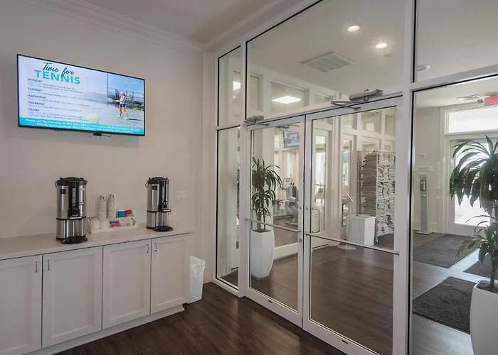 Apartment Catalina 902-updated Beachfront With Amazing Views-full Service Gulf Shores